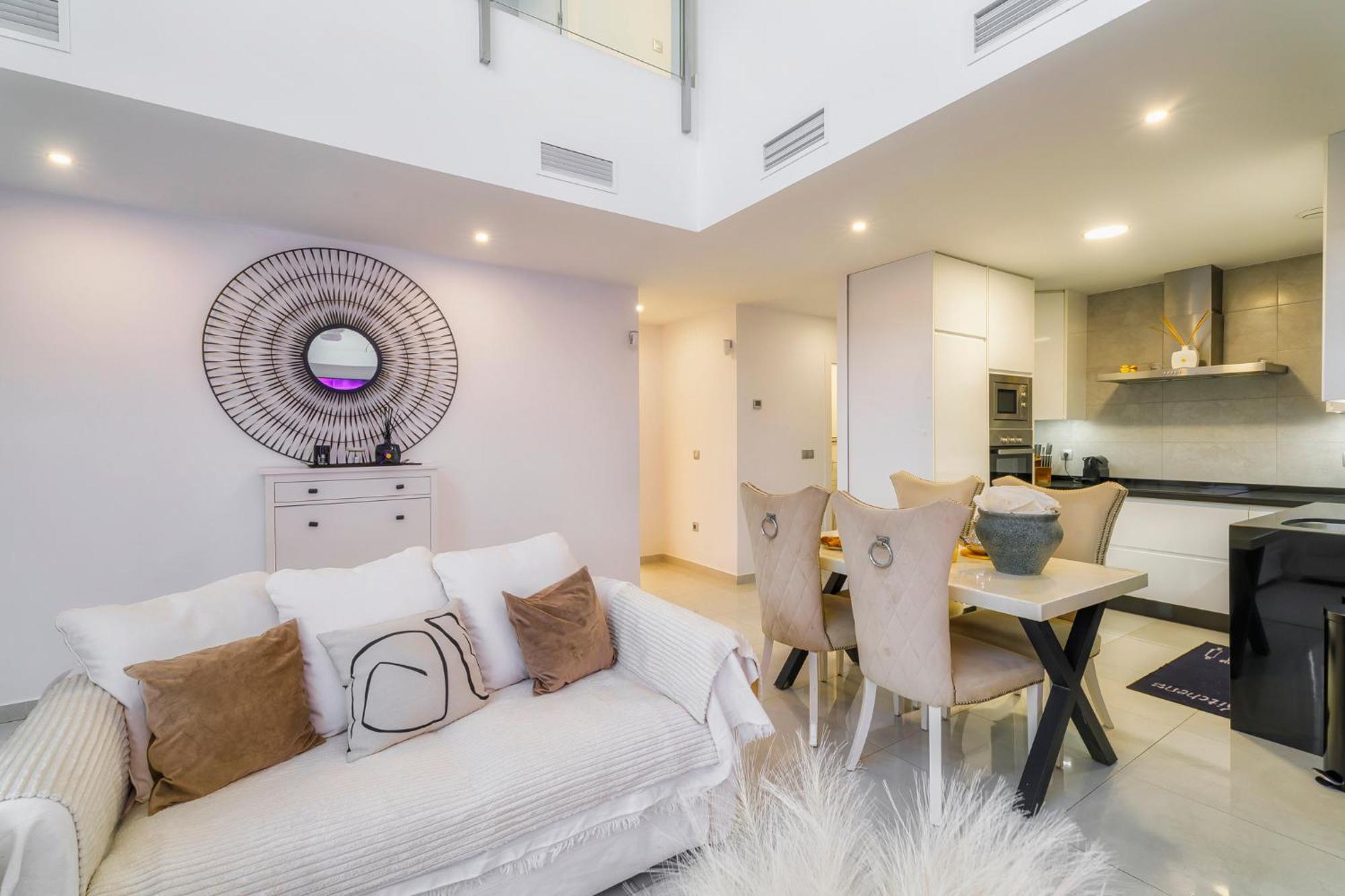 Villa White Diamond - Piscine - Plage 10 Minutes Daya Vieja 외부 사진